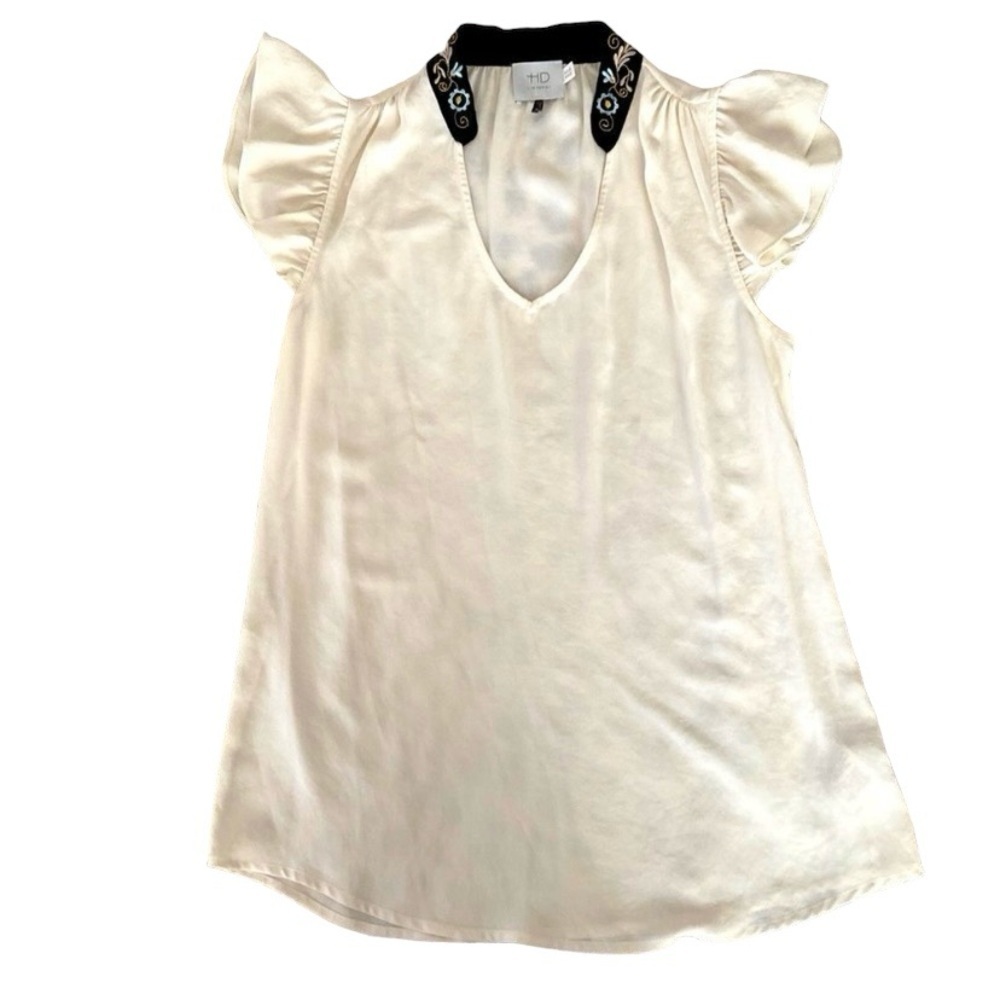 Anthropologie HD in Paris embroidered blouse size 4